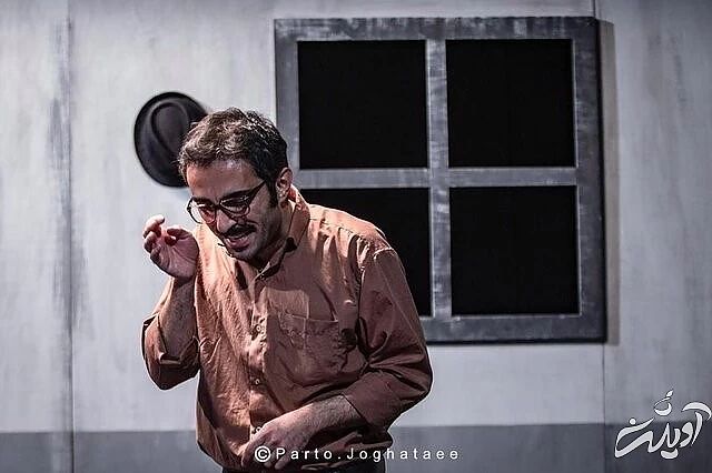 پای دکتر مصدق به فوتبال کشیده شد